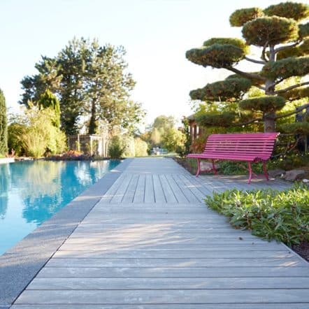 terrasse bois naturel abords piscine jardin Nancy Pauchard