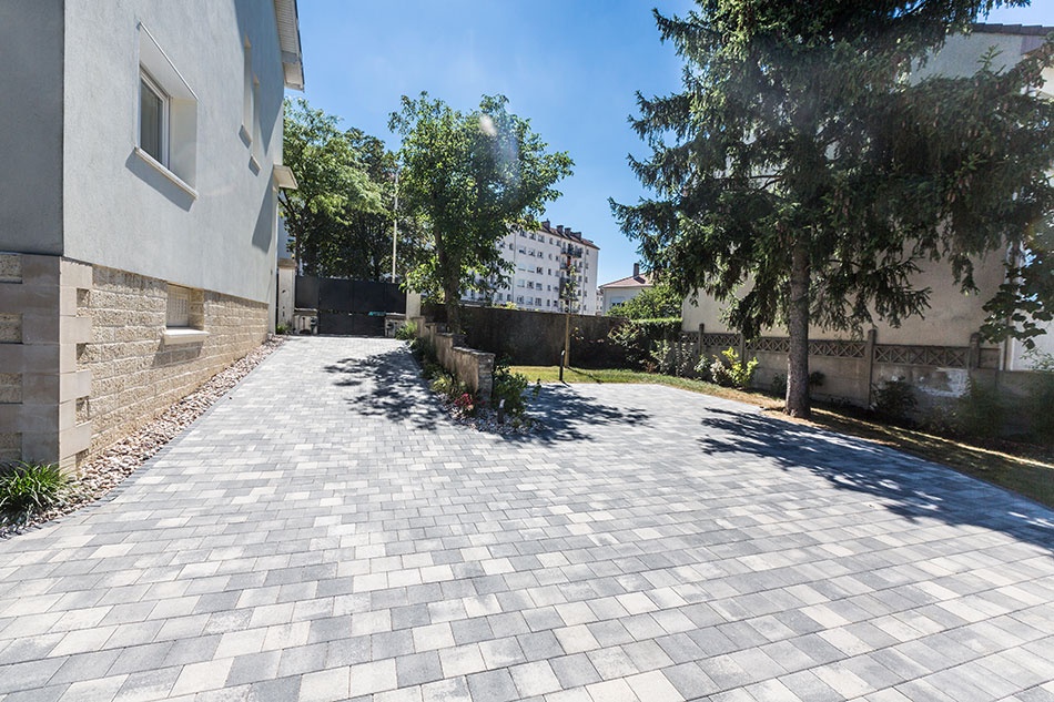 Photo 4 – un accès piéton en pierre