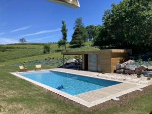 piscine avec pool house